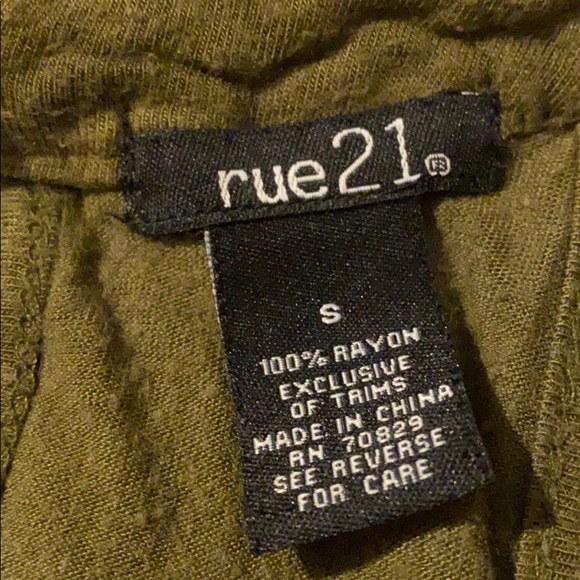 loose tank top - Picture 3 of 4